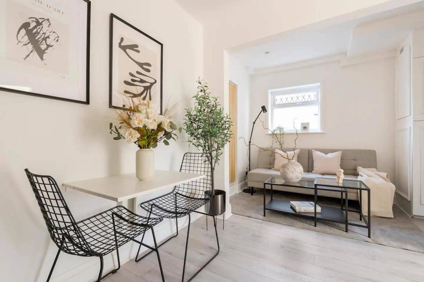 Quality Apartments Close To Tube 헨던 외부 사진